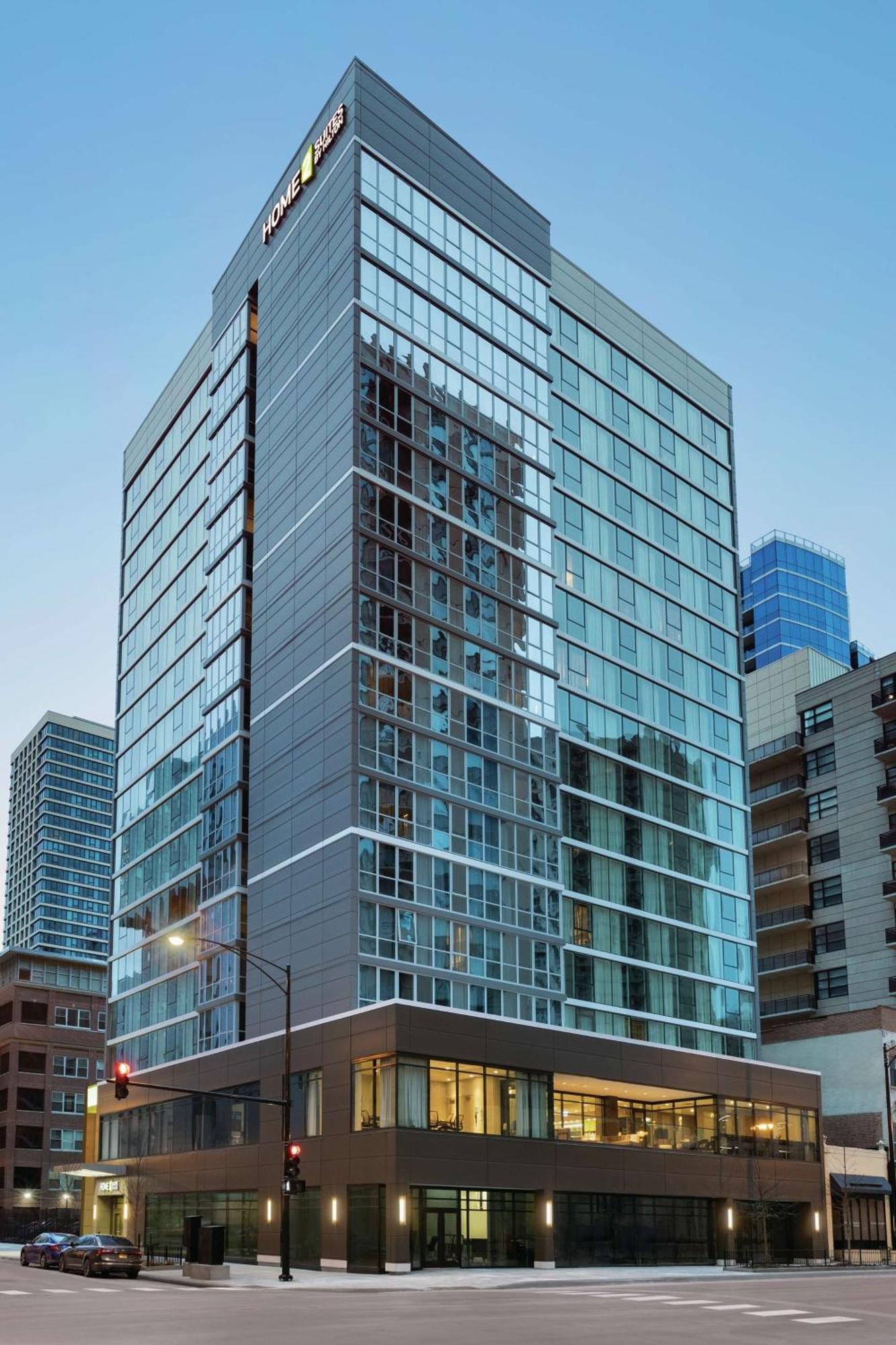 Home2 Suites By Hilton Chicago River North Exterior foto